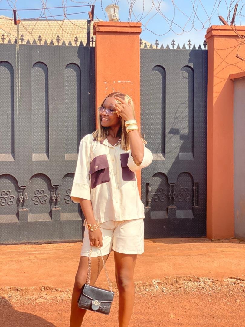 Nnenna Benedeth - Statuesque Elegance